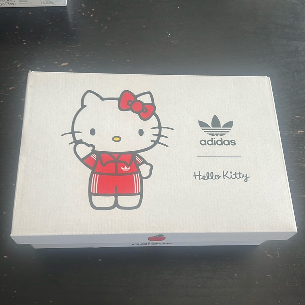 Adidas X Hello Kitty Superstar J